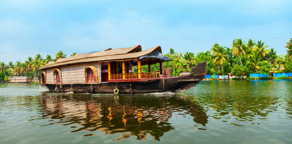 kerala houseboat